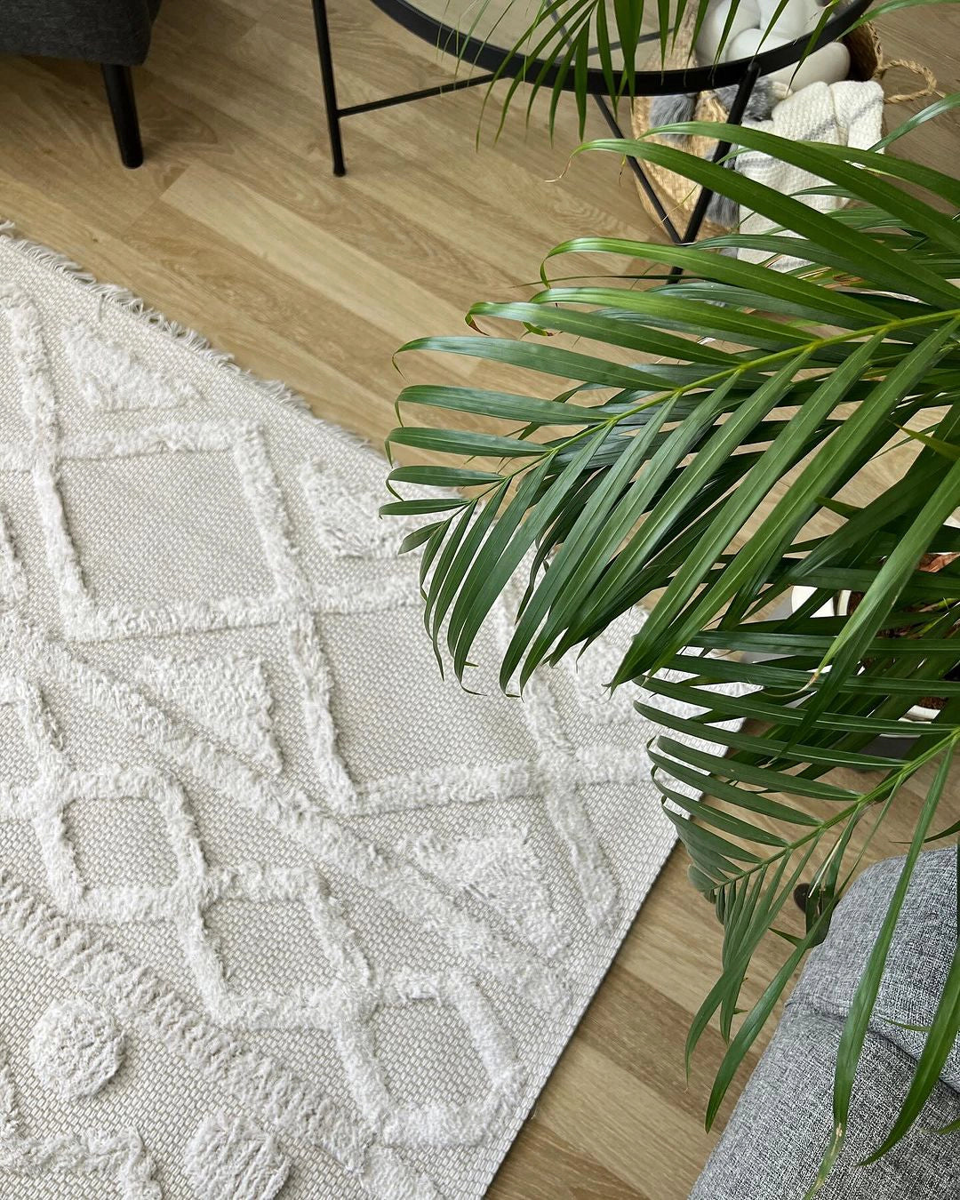 Apex Habitat 7601 Krem İskandinav Desen Halı