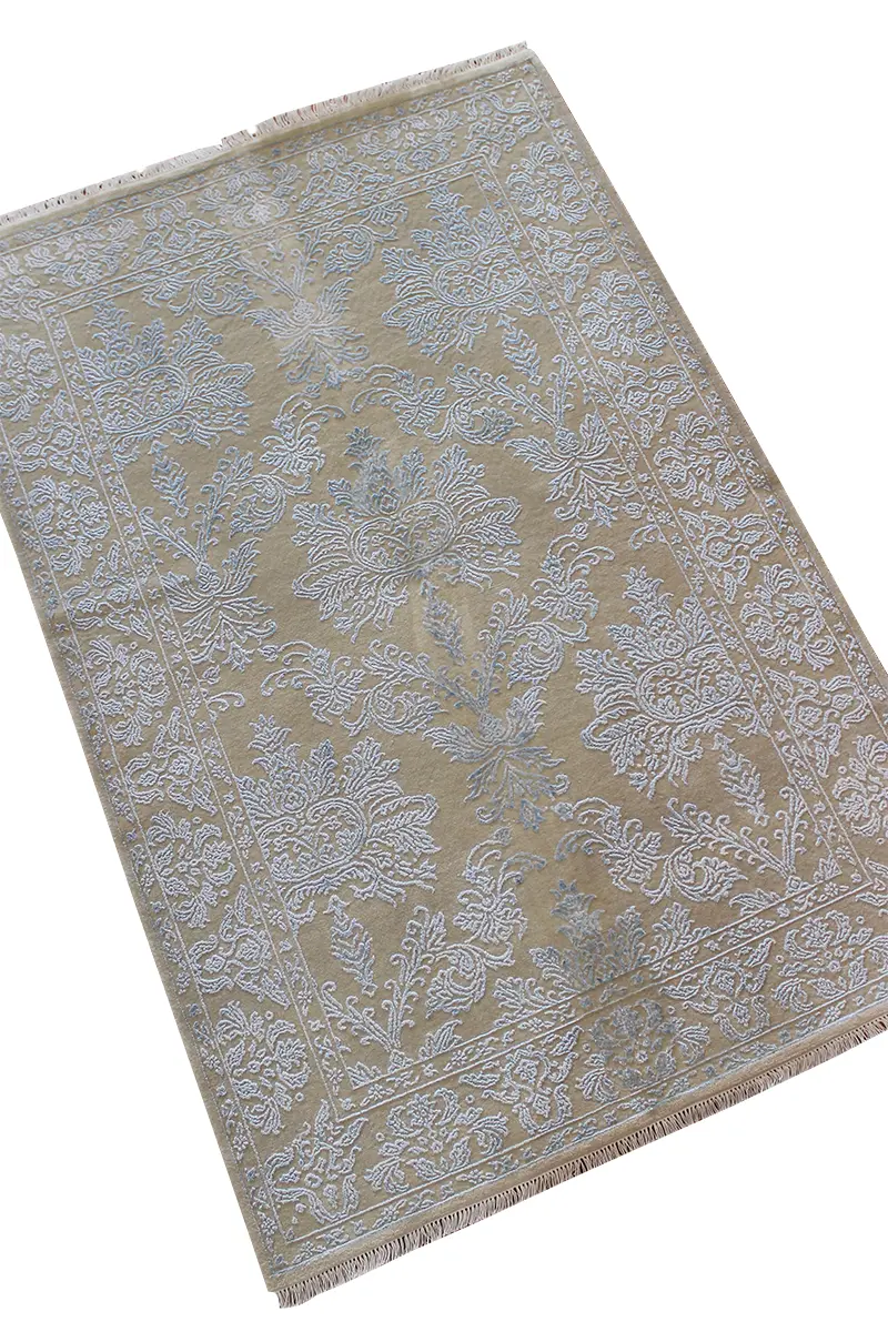 El Dokuma Mavi Uşak Desenli Yün Halı