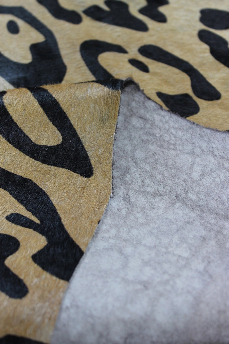 Leopar Desen Holstein Dana Postu