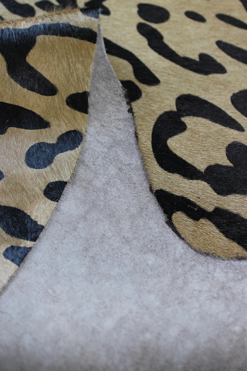 Leopar Desen Holstein Dana Postu