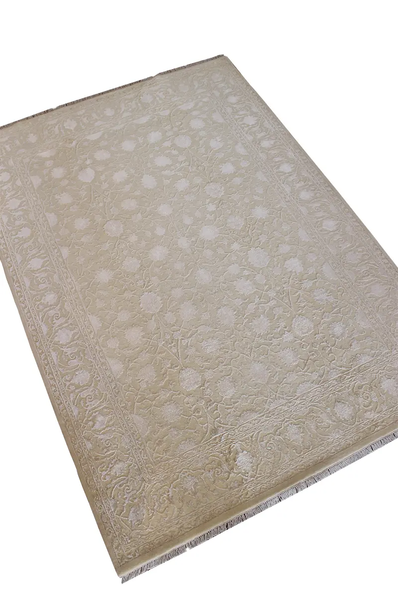 El Dokuma Krem Uşak Desenli Yün Halı
