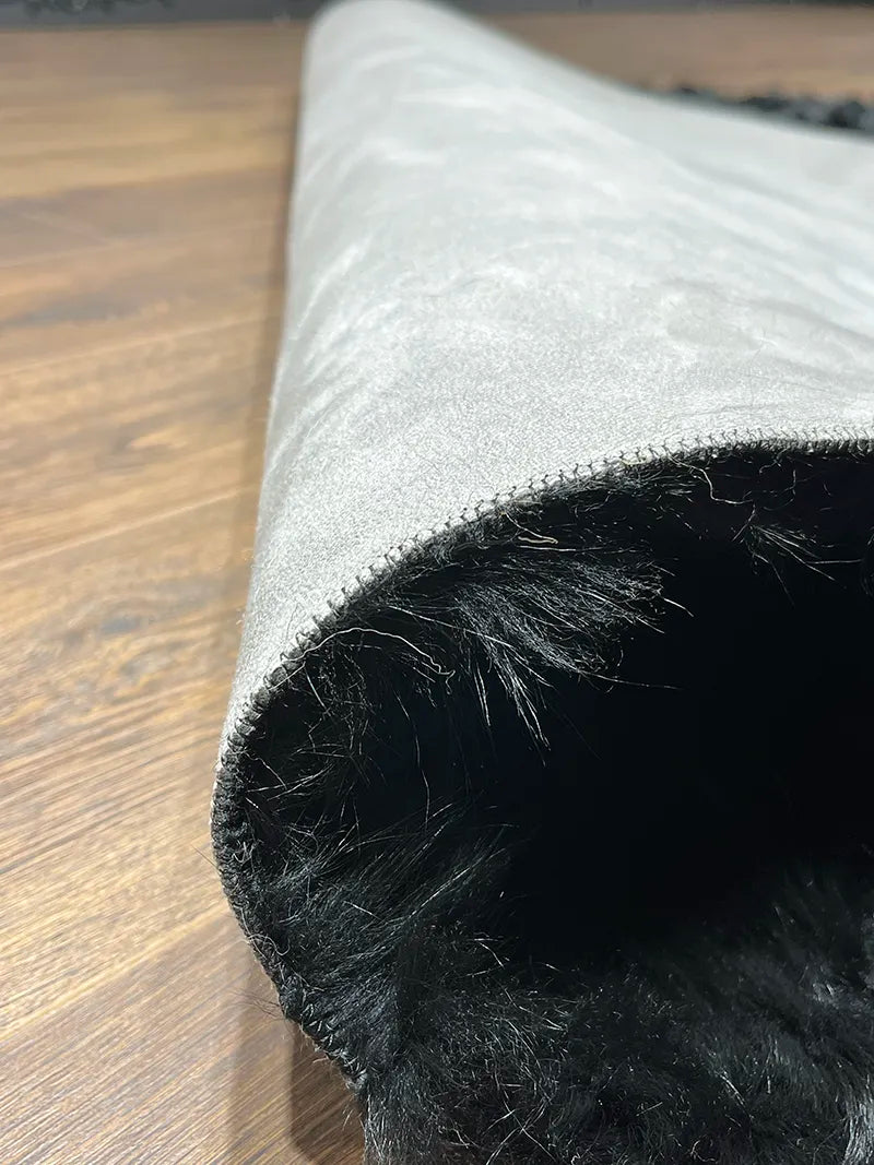 Toscana Serisi Sade Desenli Deri Post Halı