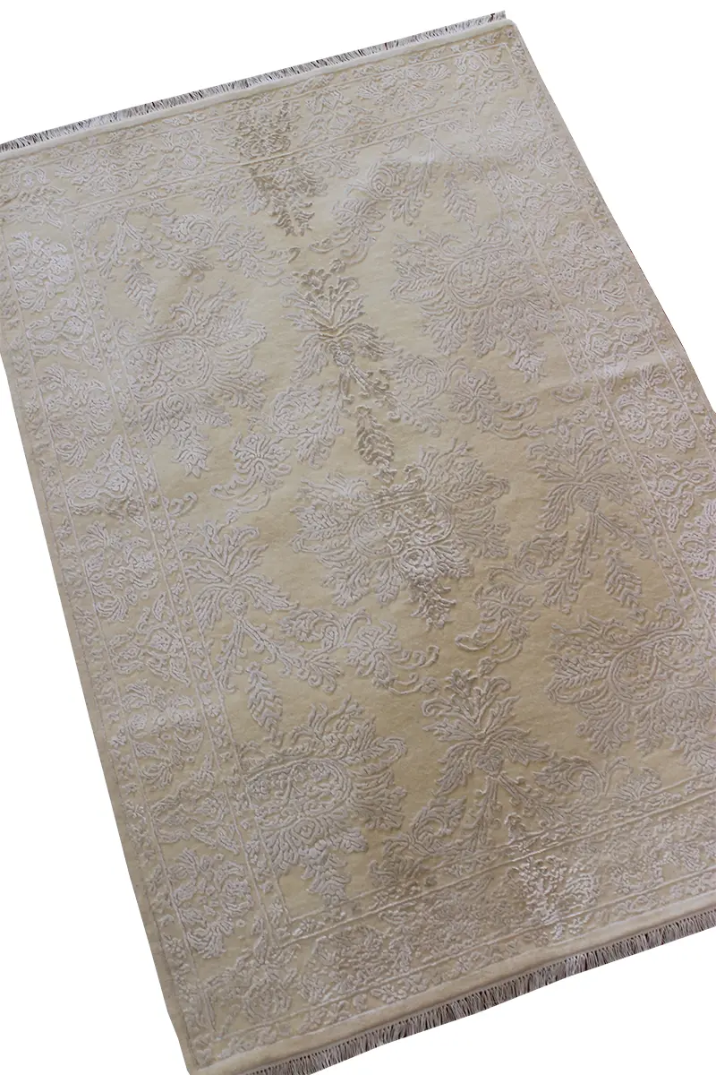 El Dokuma Krem Uşak Desenli Yün Halı