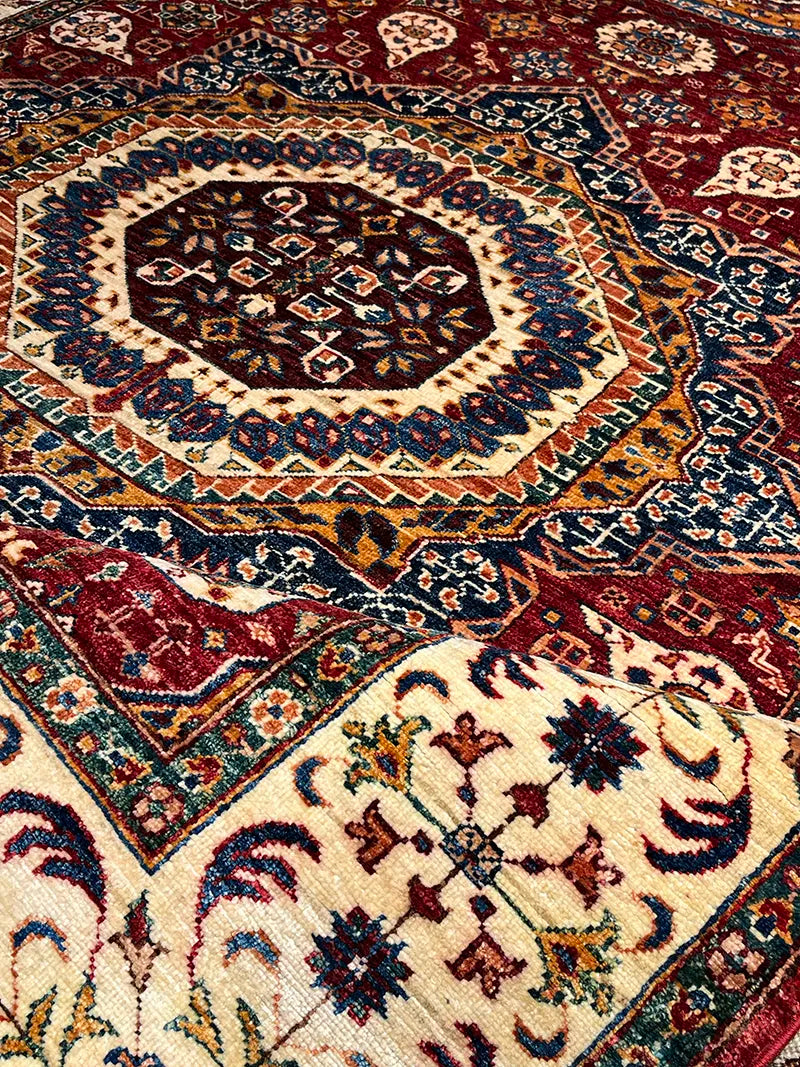 Anadolu Şal Desen Yün El Dokuma Halı