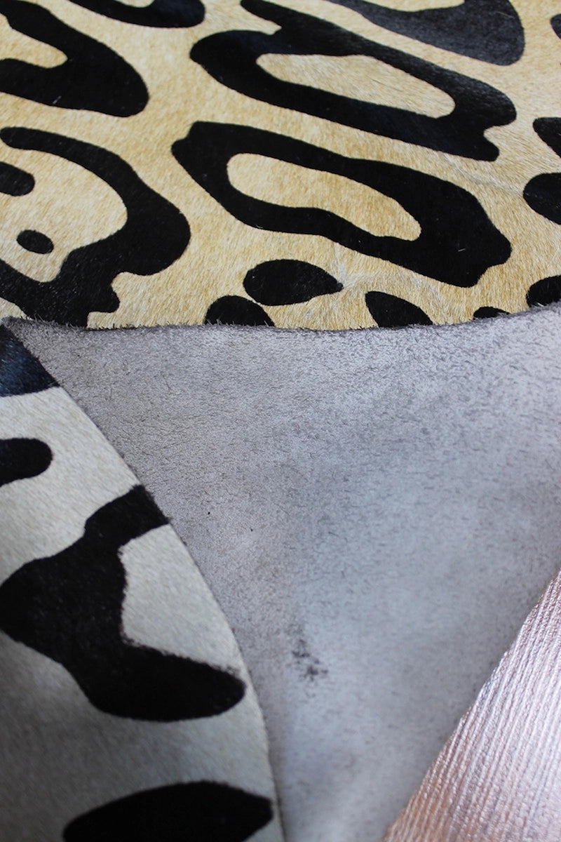 Leopar Desen Holstein Dana Postu