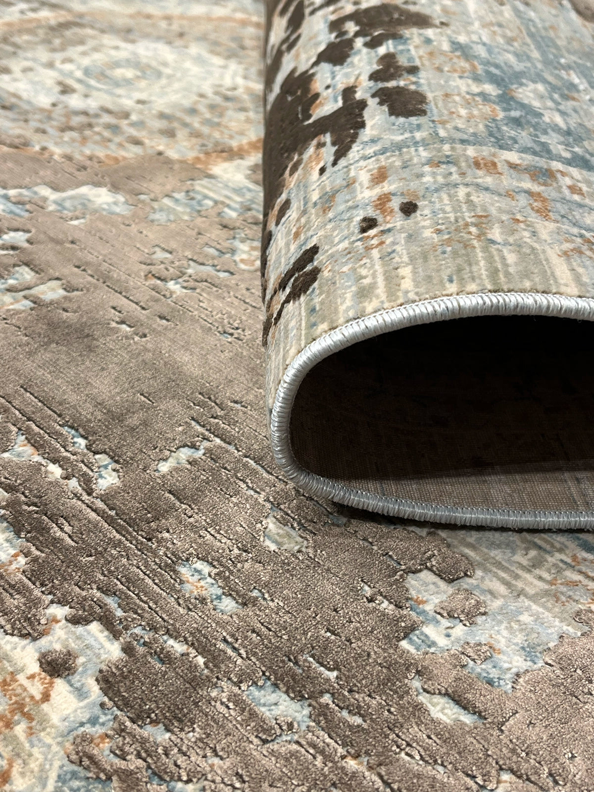 Heradye Serisi Uşak Desen Kahve Bambu Özel Tezgah Halısı