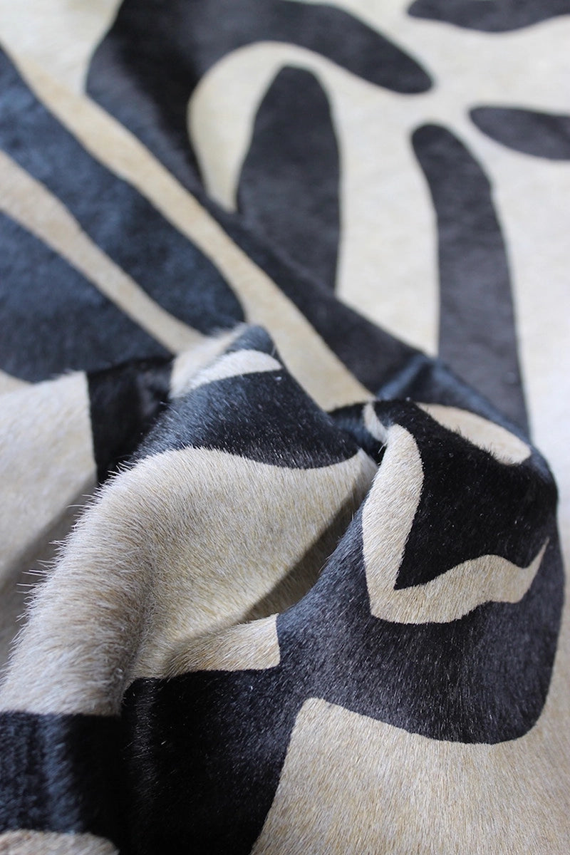 Zebra Desen Holstein Dana Postu