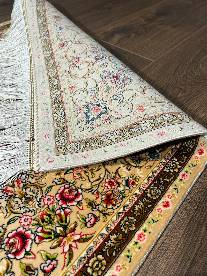 İran İpek Tablo Halı