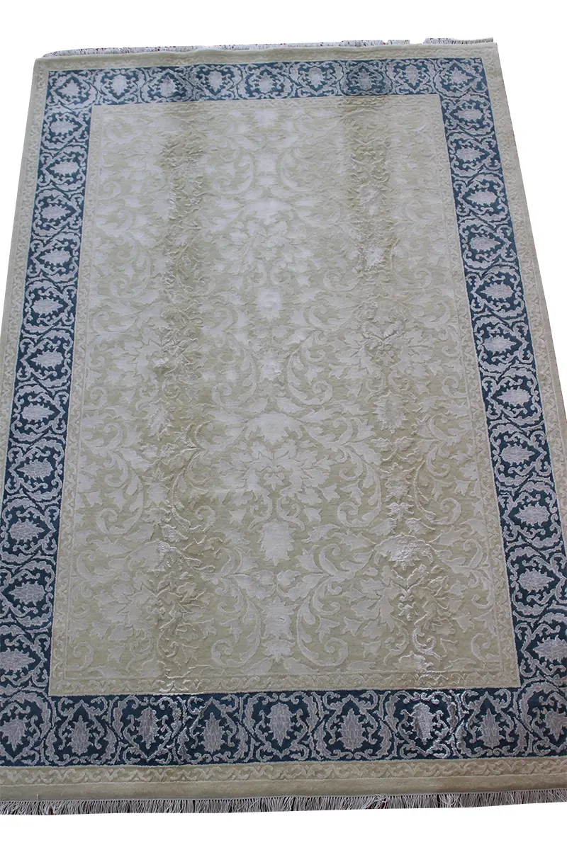 El Dokuma Mavi Uşak Desenli Yün Halı