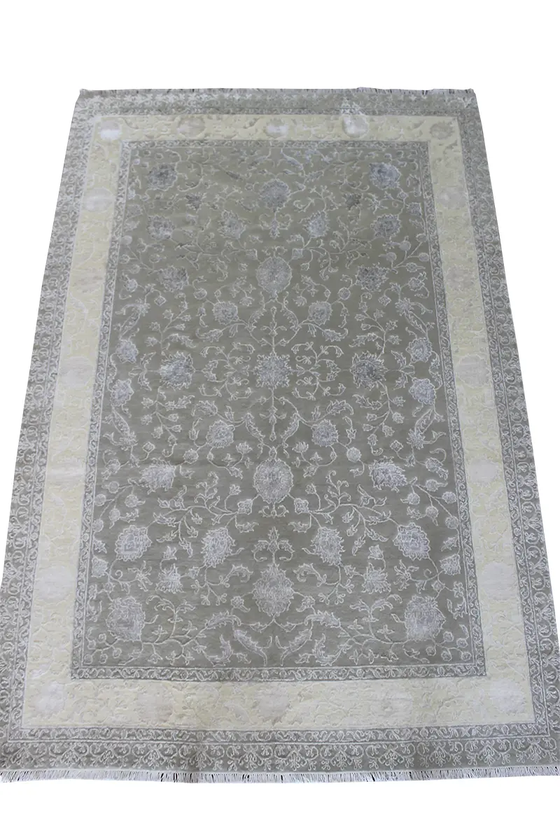 El Dokuma Krem Uşak Desenli Yün Halı