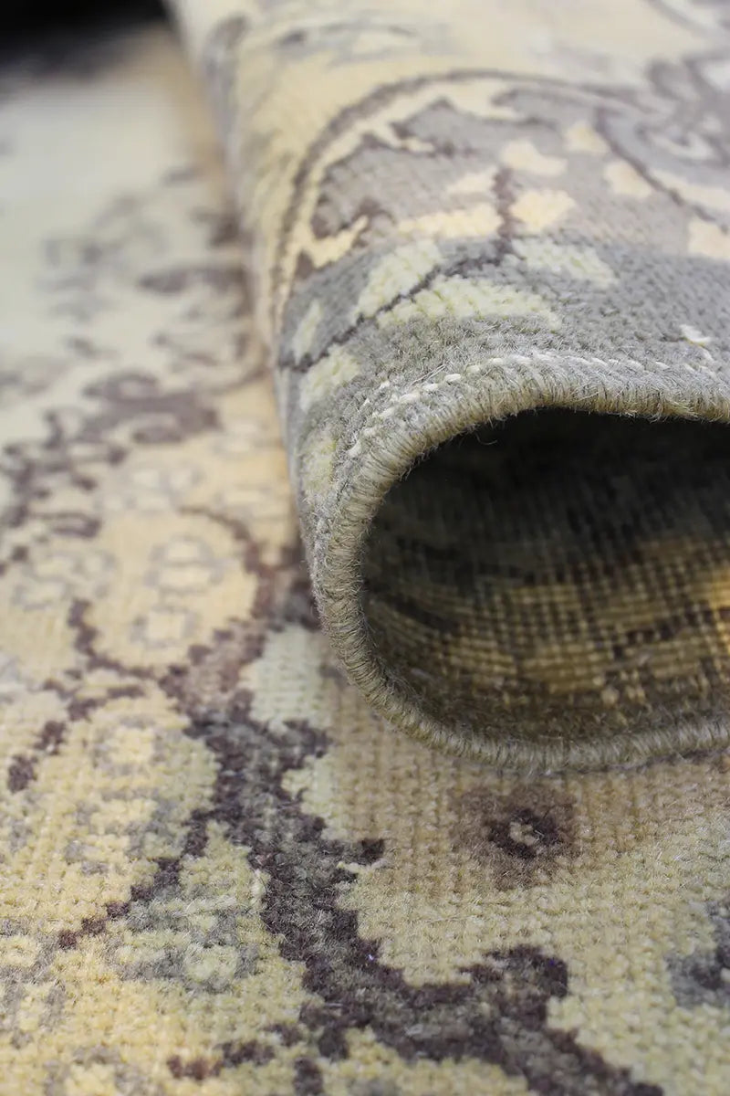 El Dokuma Sarı Vintage Halı