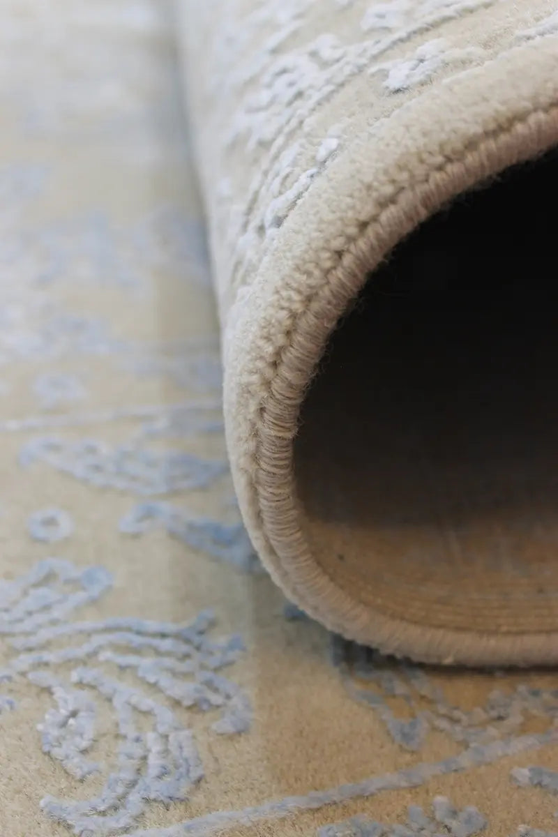 El Dokuma Mavi Uşak Desenli Yün Halı