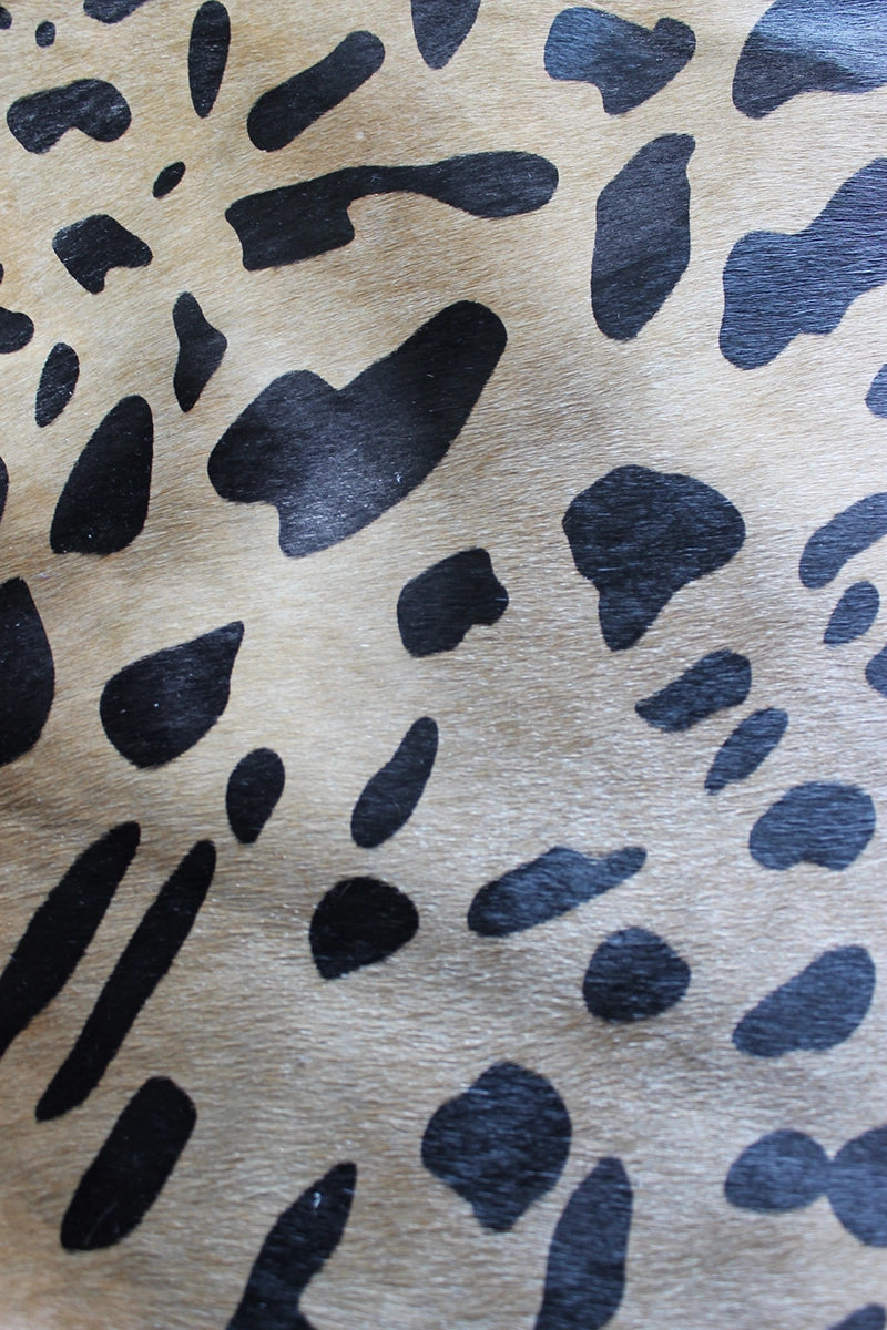 Leopar Desen Holstein Dana Postu