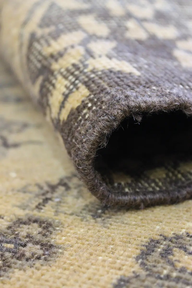 El Dokuma Sarı Vintage Halı