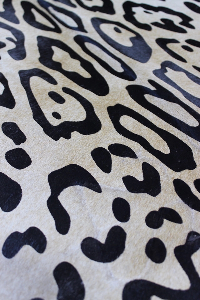 Leopar Desen Holstein Dana Postu