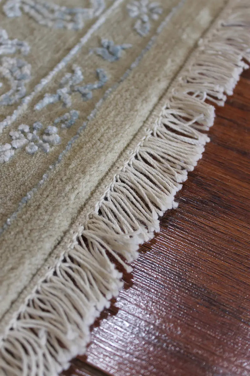 El Dokuma Mavi Uşak Desenli Yün Halı