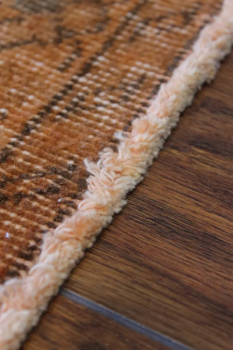 El Dokuma Turuncu Vintage Halı