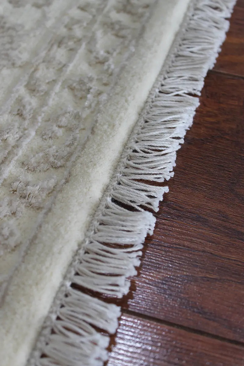 El Dokuma Krem Uşak Desenli Yün Halı