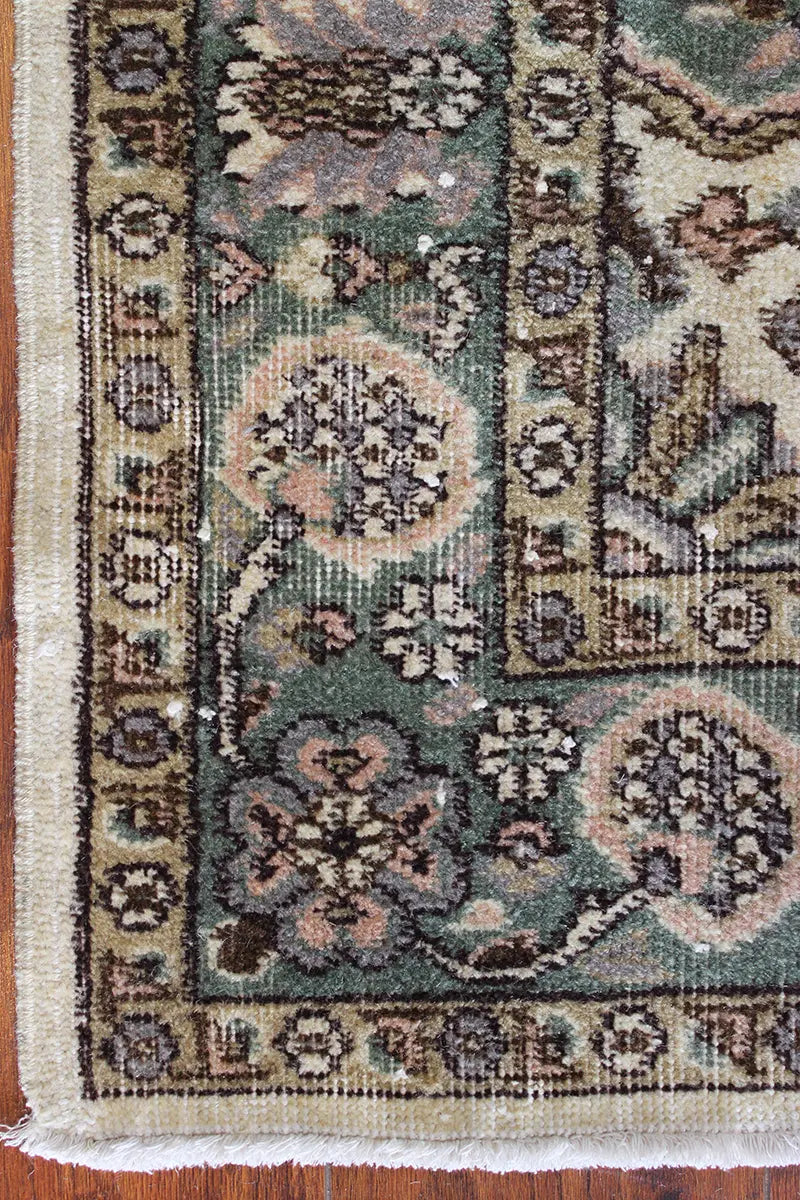El Dokuma Natural Vintage Halı