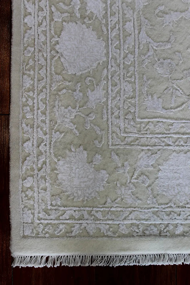 El Dokuma Krem Uşak Desenli Yün Halı