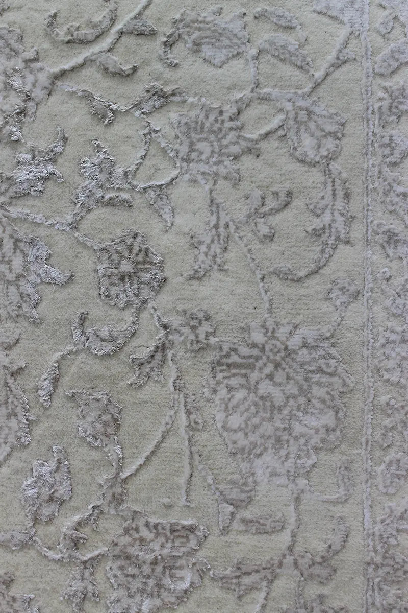 El Dokuma Krem Uşak Desenli Yün Halı