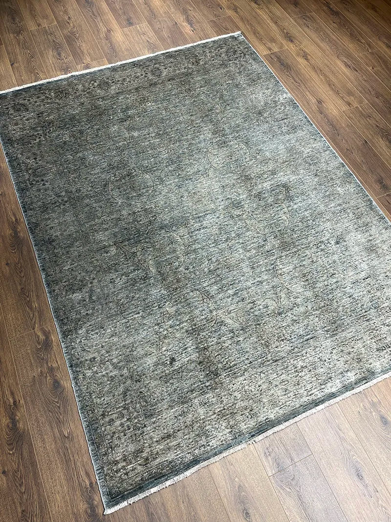 Overdye Serisi Eskitme El Dokuma Yeşil Halı