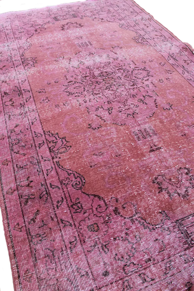El Dokuma Pembe Vintage Halı