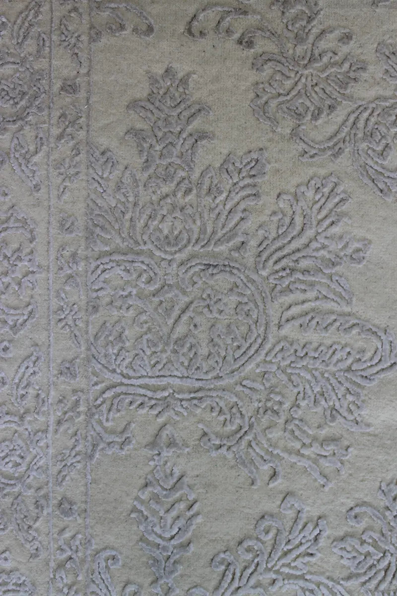 El Dokuma Krem Uşak Desenli Yün Halı