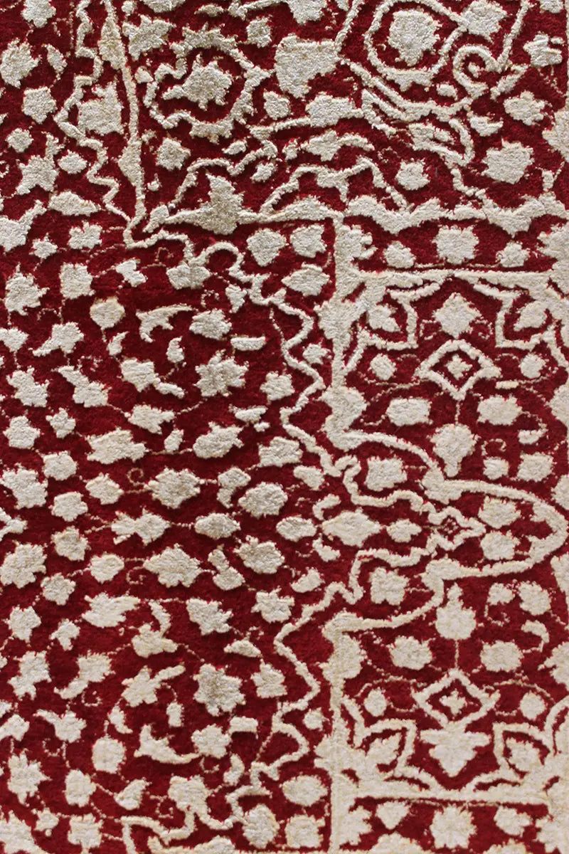 El Dokuma Kırmızı Uşak Desenli Yün Halı