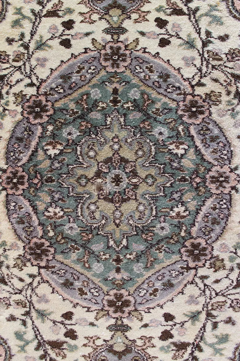 El Dokuma Natural Vintage Halı