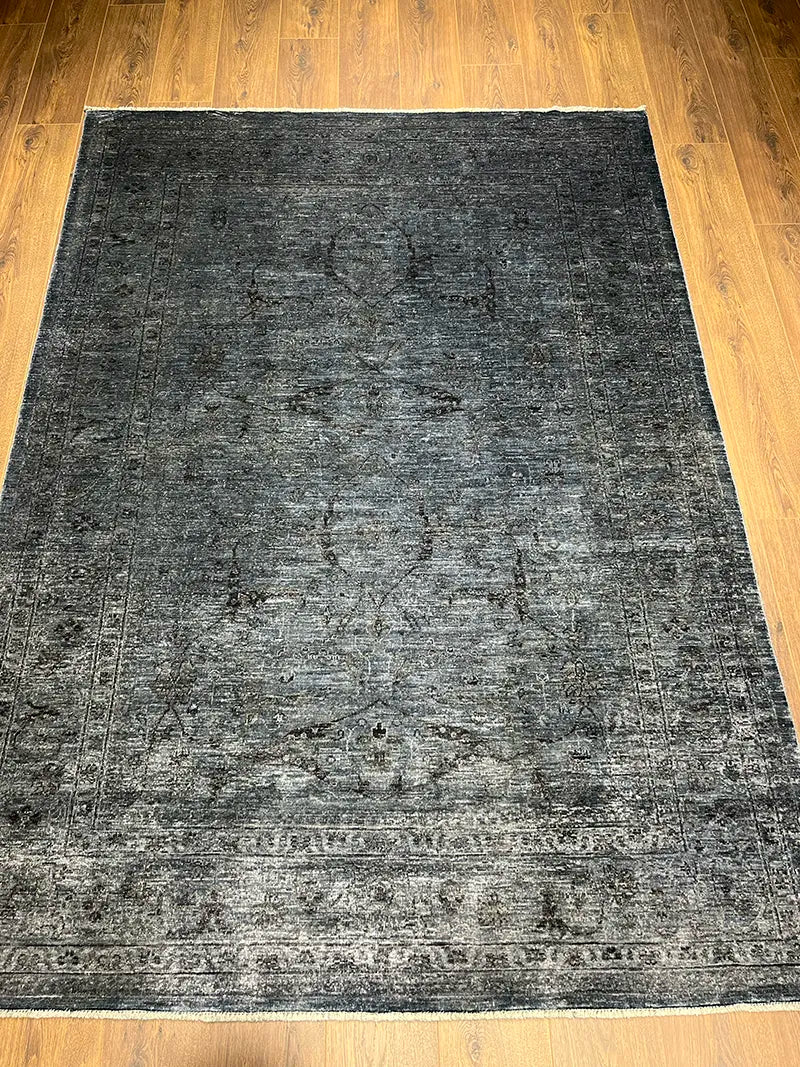 Overdye Serisi Eskitme El Dokuma Lacivert Halı