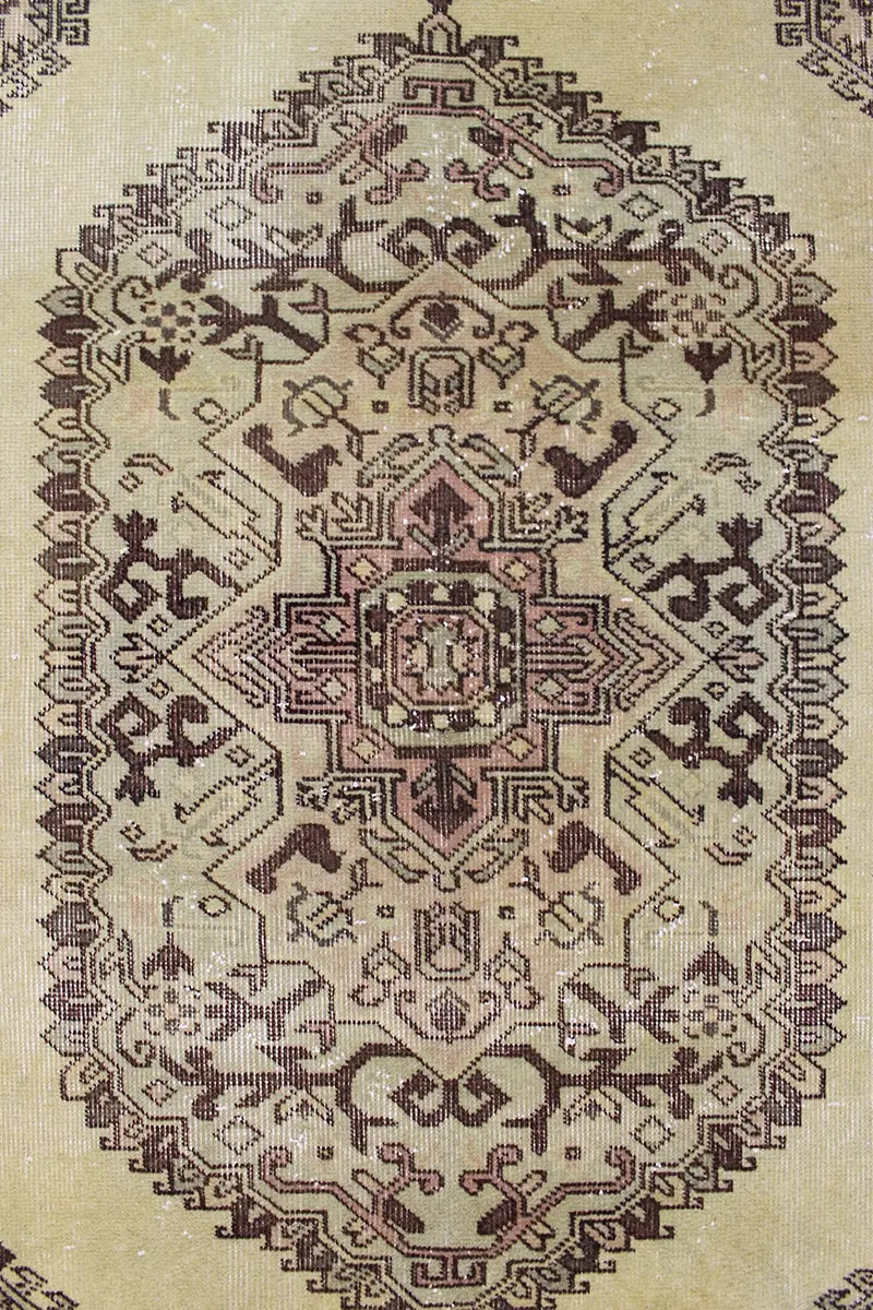 El Dokuma Sarı Vintage Halı