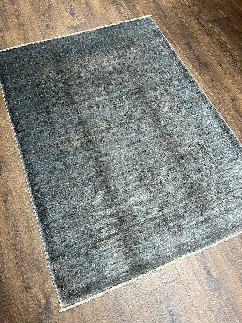 Overdye Serisi Eskitme El Dokuma Lacivert Halı