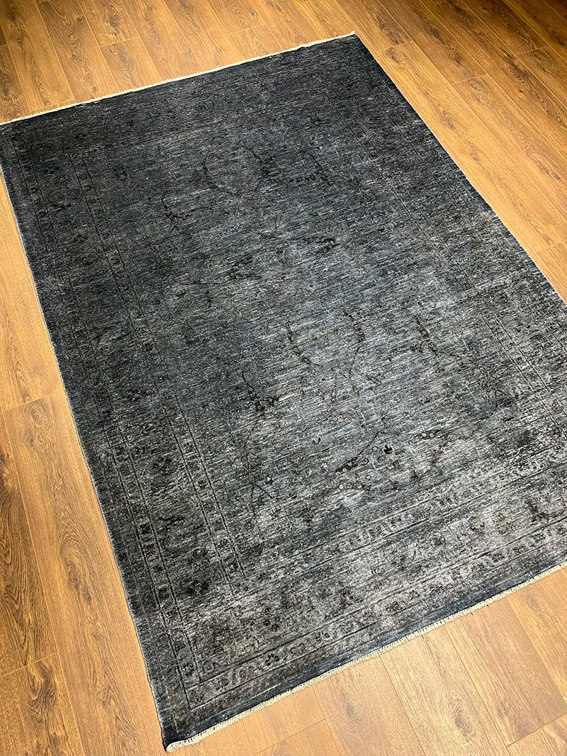 Overdye Serisi Eskitme El Dokuma Lacivert Halı